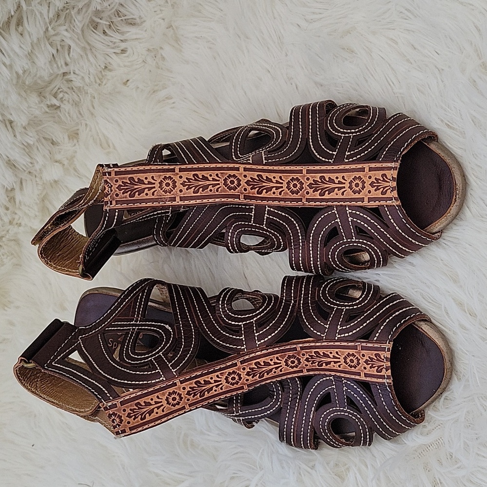 SPRING STEP L ARTISTE FLOURISH WOMENS SIZE 36 , US 5 WEDGE SANDLES